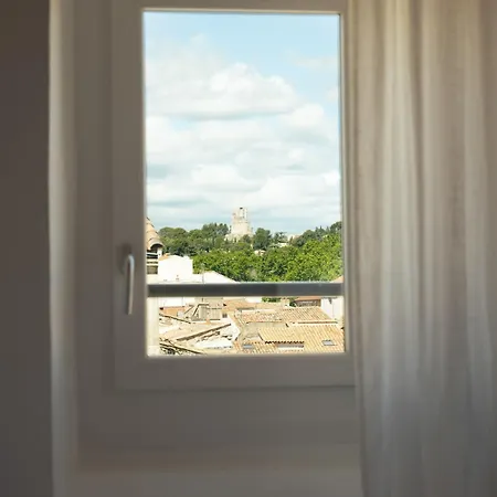 Duplex Climatise Avec Terrasse Sans Vis A Vis Dans L'hypercentre شقة نيم